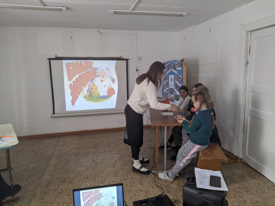 «На пути к здоровью» под таким названием 18 апреля в Красноорловском Доме культуры прошла беседа с детьми и подростками. 